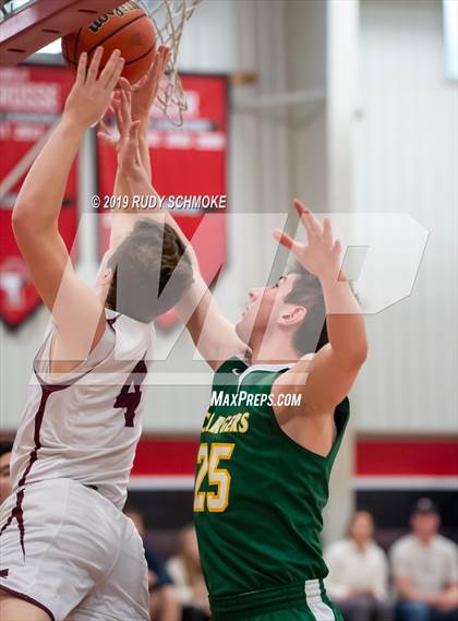 Thumbnail 2 in Scarsdale vs Kentridge (Torrey Pines Holiday Classic) photogallery.