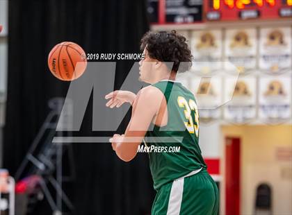 Thumbnail 2 in Scarsdale vs Kentridge (Torrey Pines Holiday Classic) photogallery.