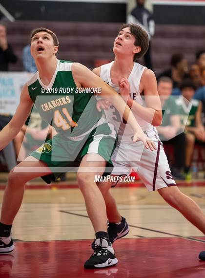 Thumbnail 1 in Scarsdale vs Kentridge (Torrey Pines Holiday Classic) photogallery.