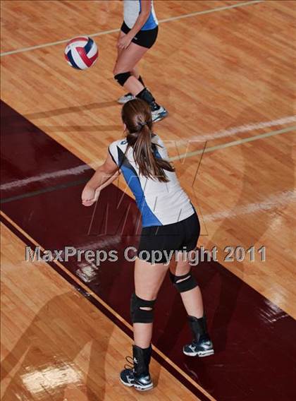 Thumbnail 3 in Alcoa vs. Christian Academy of Knoxville (Regional Championship) photogallery.