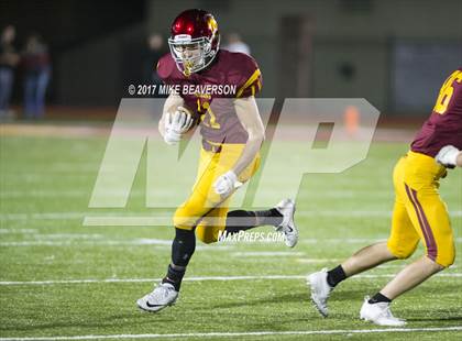 Thumbnail 2 in Lassiter vs Cherokee photogallery.