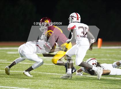 Thumbnail 1 in Lassiter vs Cherokee photogallery.