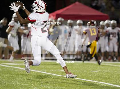 Thumbnail 1 in Lassiter vs Cherokee photogallery.
