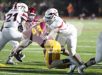 Thumbnail 2 in Lassiter vs Cherokee photogallery.