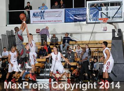 Thumbnail 1 in JSerra Catholic vs. Oaks Christian (CIF SS D4AA Final) photogallery.