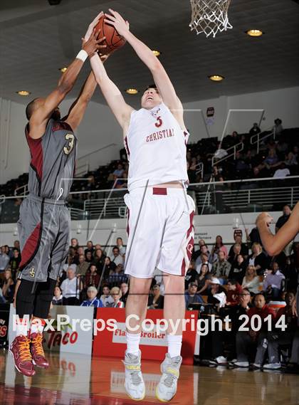 Thumbnail 1 in JSerra Catholic vs. Oaks Christian (CIF SS D4AA Final) photogallery.