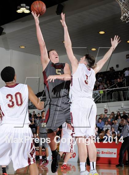 Thumbnail 3 in JSerra Catholic vs. Oaks Christian (CIF SS D4AA Final) photogallery.
