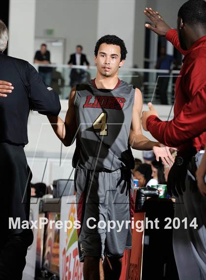 Thumbnail 3 in JSerra Catholic vs. Oaks Christian (CIF SS D4AA Final) photogallery.