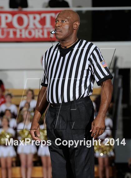 Thumbnail 3 in JSerra Catholic vs. Oaks Christian (CIF SS D4AA Final) photogallery.