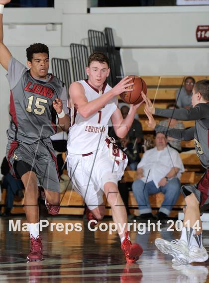 Thumbnail 1 in JSerra Catholic vs. Oaks Christian (CIF SS D4AA Final) photogallery.