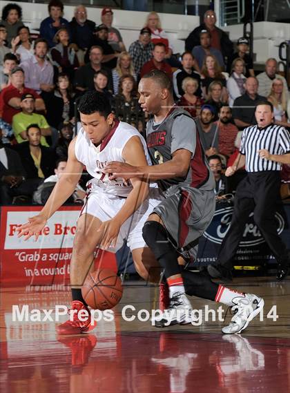 Thumbnail 2 in JSerra Catholic vs. Oaks Christian (CIF SS D4AA Final) photogallery.