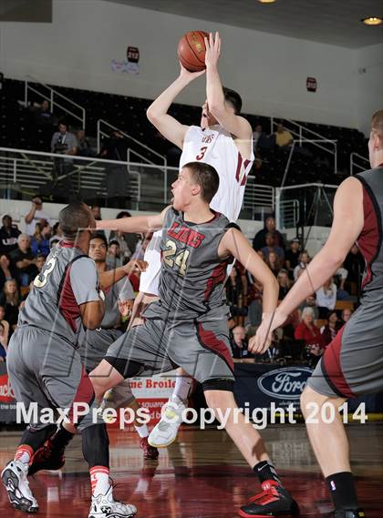 Thumbnail 3 in JSerra Catholic vs. Oaks Christian (CIF SS D4AA Final) photogallery.