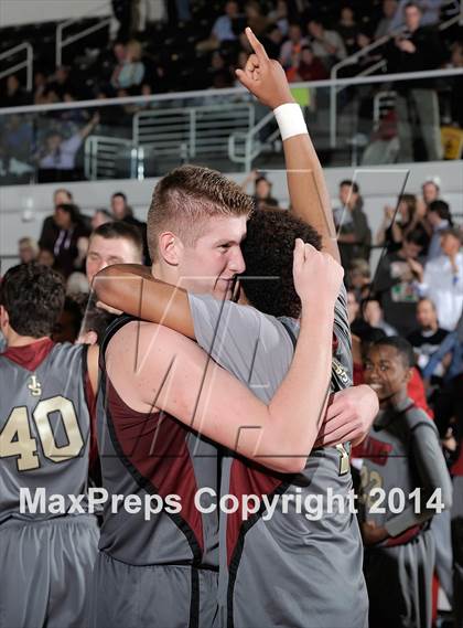 Thumbnail 3 in JSerra Catholic vs. Oaks Christian (CIF SS D4AA Final) photogallery.