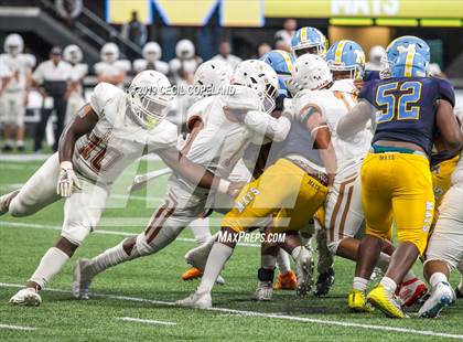 Thumbnail 3 in Mays vs. Kell photogallery.