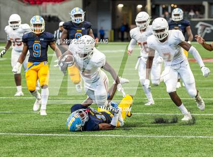 Thumbnail 2 in Mays vs. Kell photogallery.