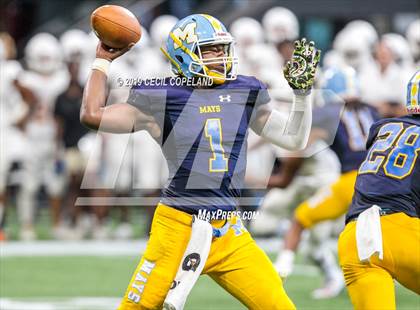 Thumbnail 1 in Mays vs. Kell photogallery.