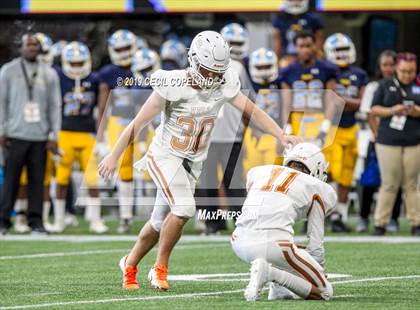 Thumbnail 3 in Mays vs. Kell photogallery.
