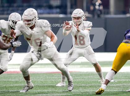 Thumbnail 1 in Mays vs. Kell photogallery.
