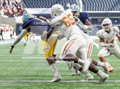 Thumbnail 1 in Mays vs. Kell photogallery.