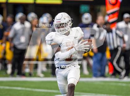 Thumbnail 3 in Mays vs. Kell photogallery.