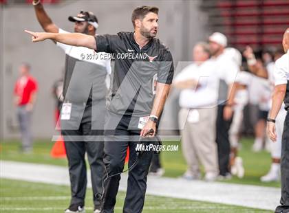 Thumbnail 3 in Mays vs. Kell photogallery.