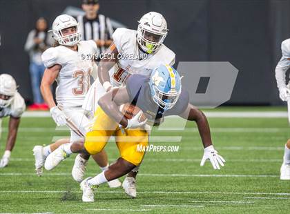 Thumbnail 2 in Mays vs. Kell photogallery.