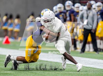 Thumbnail 2 in Mays vs. Kell photogallery.