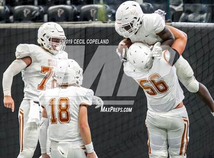Thumbnail 2 in Mays vs. Kell photogallery.