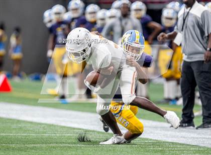 Thumbnail 1 in Mays vs. Kell photogallery.
