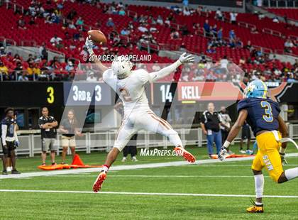 Thumbnail 2 in Mays vs. Kell photogallery.