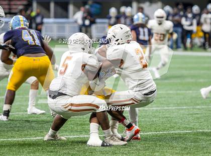 Thumbnail 3 in Mays vs. Kell photogallery.