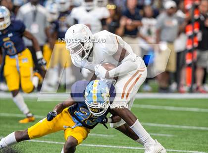 Thumbnail 1 in Mays vs. Kell photogallery.