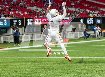 Thumbnail 3 in Mays vs. Kell photogallery.