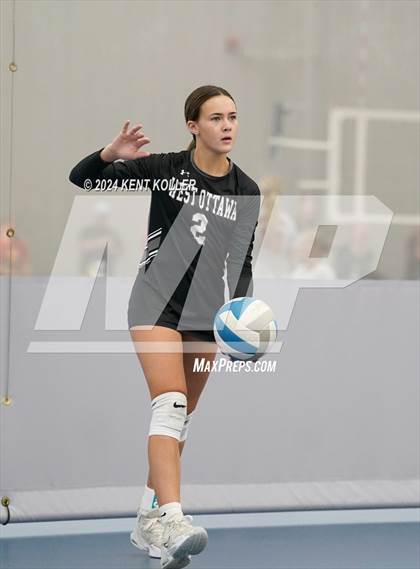 Thumbnail 1 in West Ottawa vs. Bloomfield Hills (Motor City Power Series) photogallery.