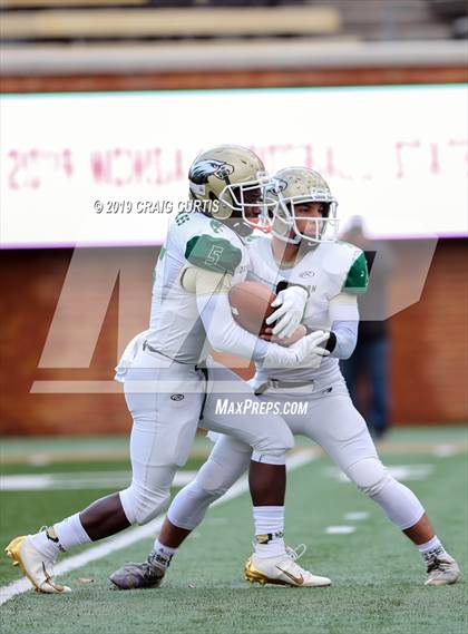 Thumbnail 2 in Northeastern vs. Reidsville (NCHSAA 2A Final) photogallery.