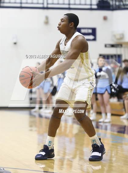Thumbnail 3 in Perry Meridian vs. Decatur Central (IHSAA 4A 1st Round Playoff) photogallery.