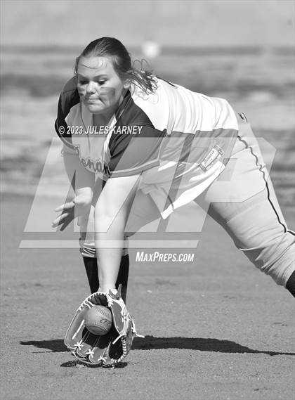 Thumbnail 2 in Bishop Gorman @ Bonanza photogallery.