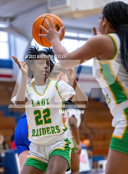 Thumbnail 1 in Richmond vs. Cape Fear Christian Academy photogallery.