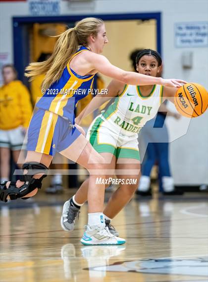 Thumbnail 3 in Richmond vs. Cape Fear Christian Academy photogallery.