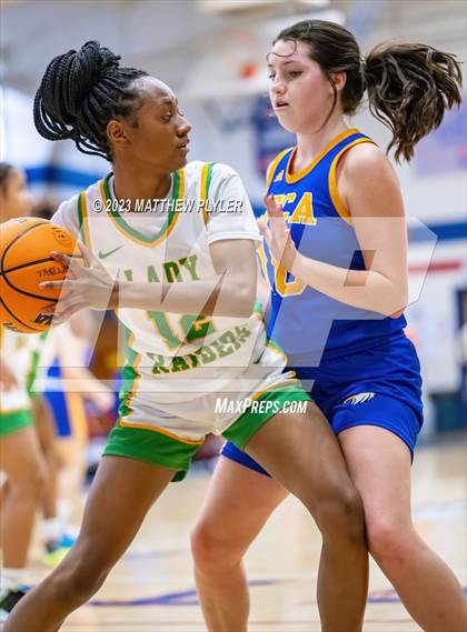 Thumbnail 2 in Richmond vs. Cape Fear Christian Academy photogallery.