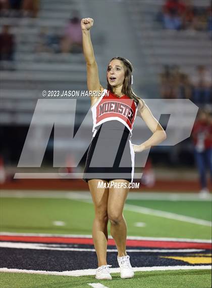 Thumbnail 2 in Muenster @ Pottsboro photogallery.