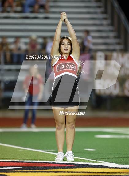 Thumbnail 1 in Muenster @ Pottsboro photogallery.