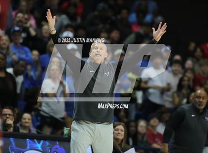Thumbnail 2 in Bryant vs. Springdale (AAA 6A State Final) photogallery.