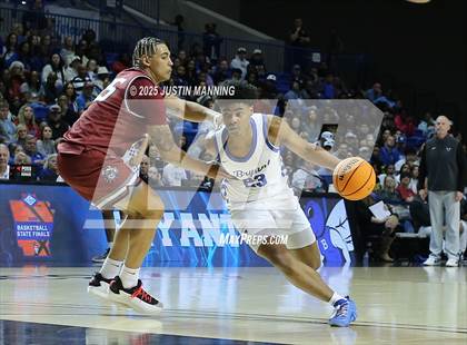 Thumbnail 3 in Bryant vs. Springdale (AAA 6A State Final) photogallery.