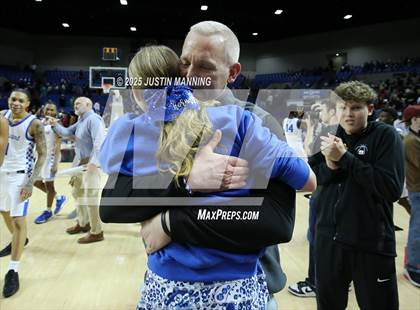 Thumbnail 3 in Bryant vs. Springdale (AAA 6A State Final) photogallery.