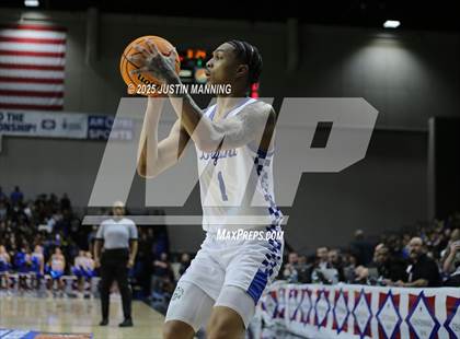 Thumbnail 1 in Bryant vs. Springdale (AAA 6A State Final) photogallery.