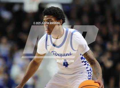 Thumbnail 1 in Bryant vs. Springdale (AAA 6A State Final) photogallery.