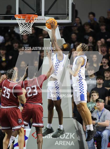 Thumbnail 3 in Bryant vs. Springdale (AAA 6A State Final) photogallery.