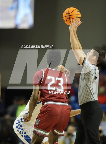 Thumbnail 1 in Bryant vs. Springdale (AAA 6A State Final) photogallery.