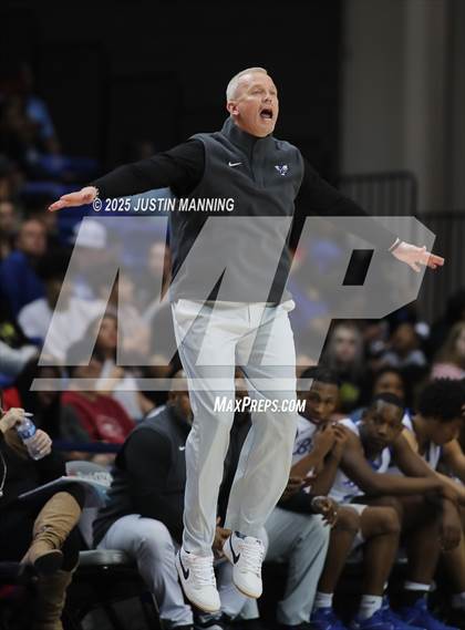 Thumbnail 3 in Bryant vs. Springdale (AAA 6A State Final) photogallery.